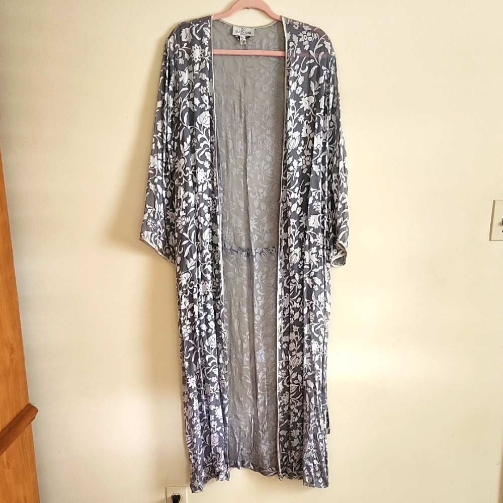 Valentino Intimo Silk Blend Velvet Textured Floral Robe Kimono in Gray Silver